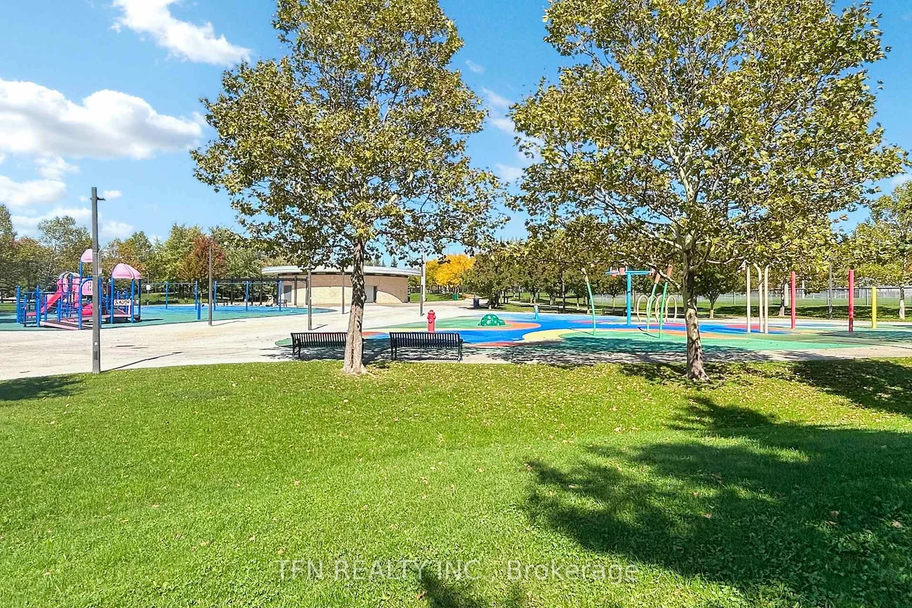 24, Lucerne, Vellore Village, Vaughan