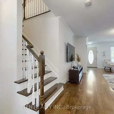 24, Lucerne, Vellore Village, Vaughan