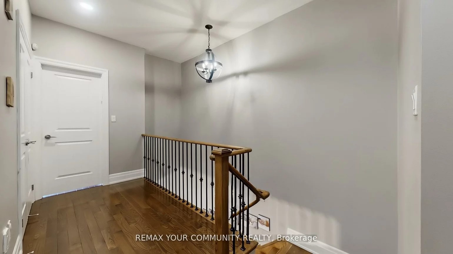 251, Thomas Cook, Patterson, Vaughan