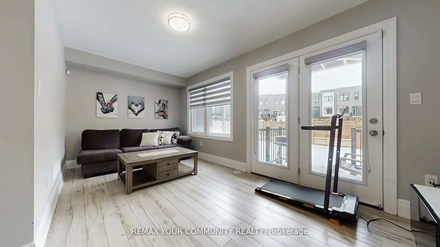 251, Thomas Cook, Patterson, Vaughan