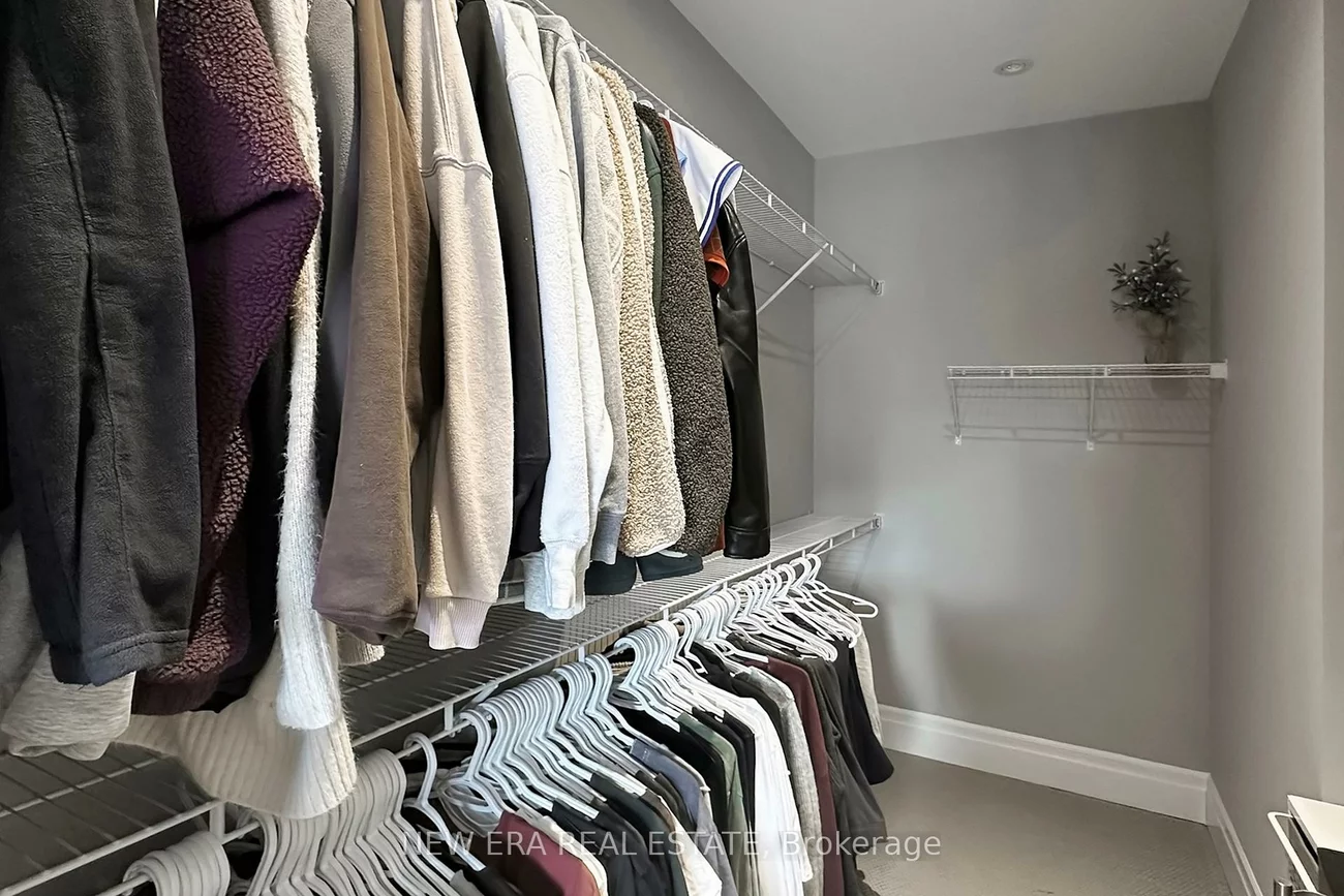 19, Hugh Mccutcheon, Kleinburg, Vaughan