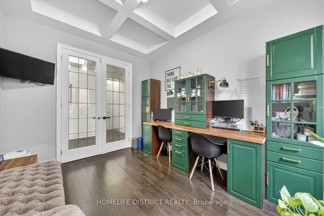 210, Cannes, Vellore Village, Vaughan