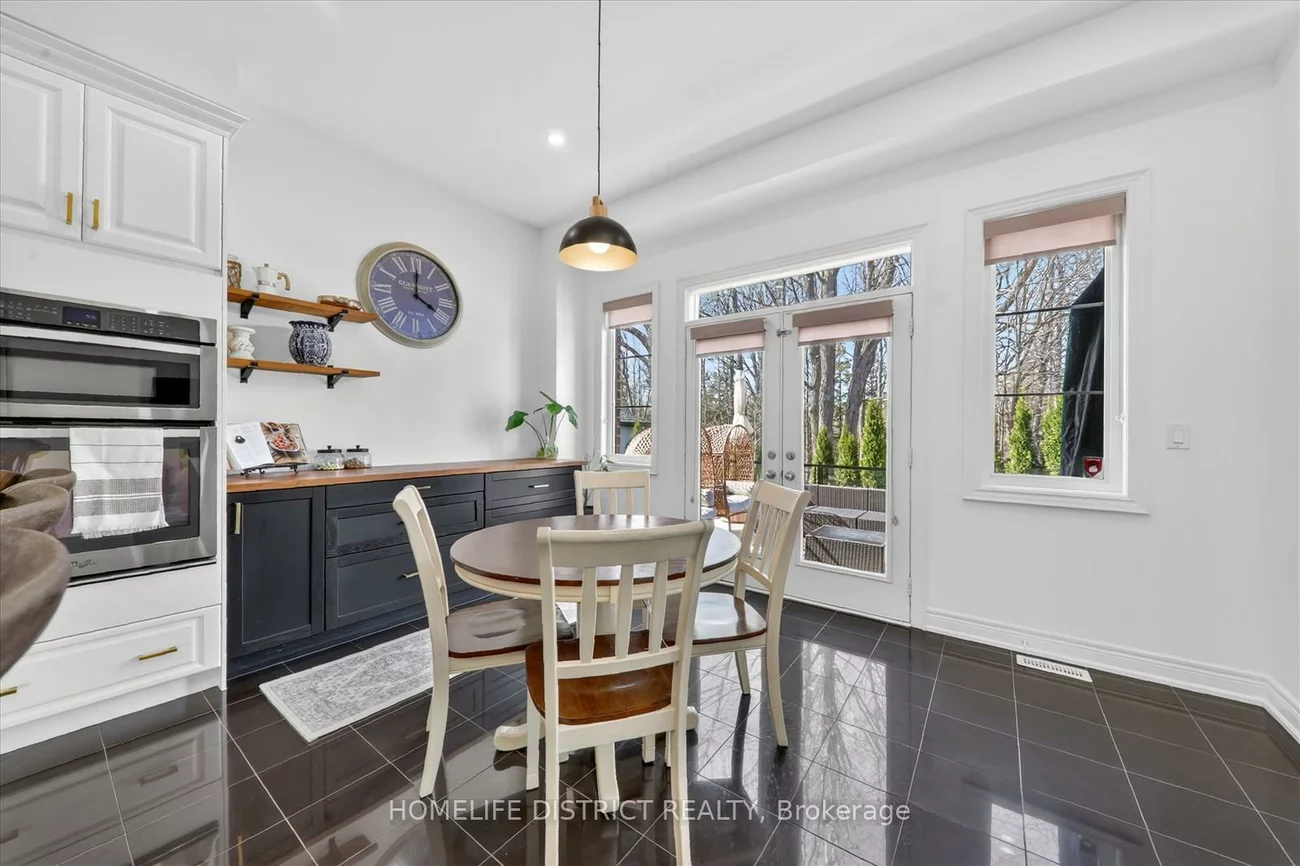 210, Cannes, Vellore Village, Vaughan