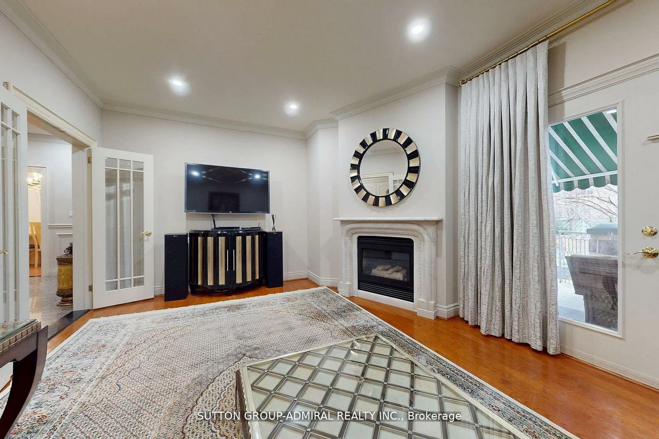 220, King High, Beverley Glen, Vaughan