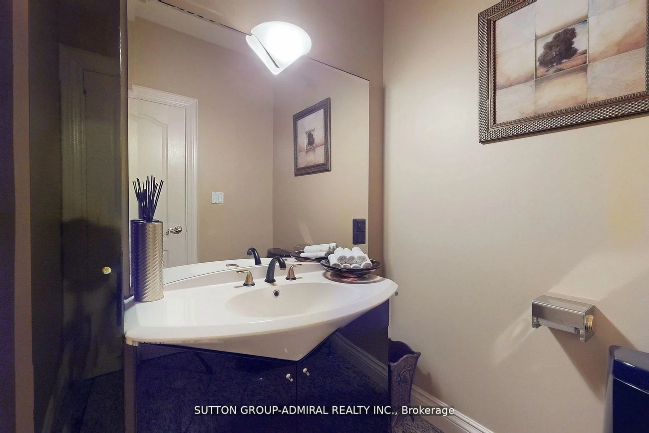 220, King High, Beverley Glen, Vaughan