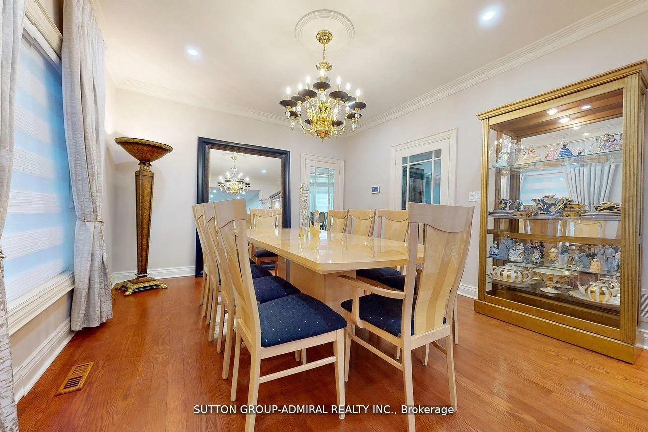 220, King High, Beverley Glen, Vaughan