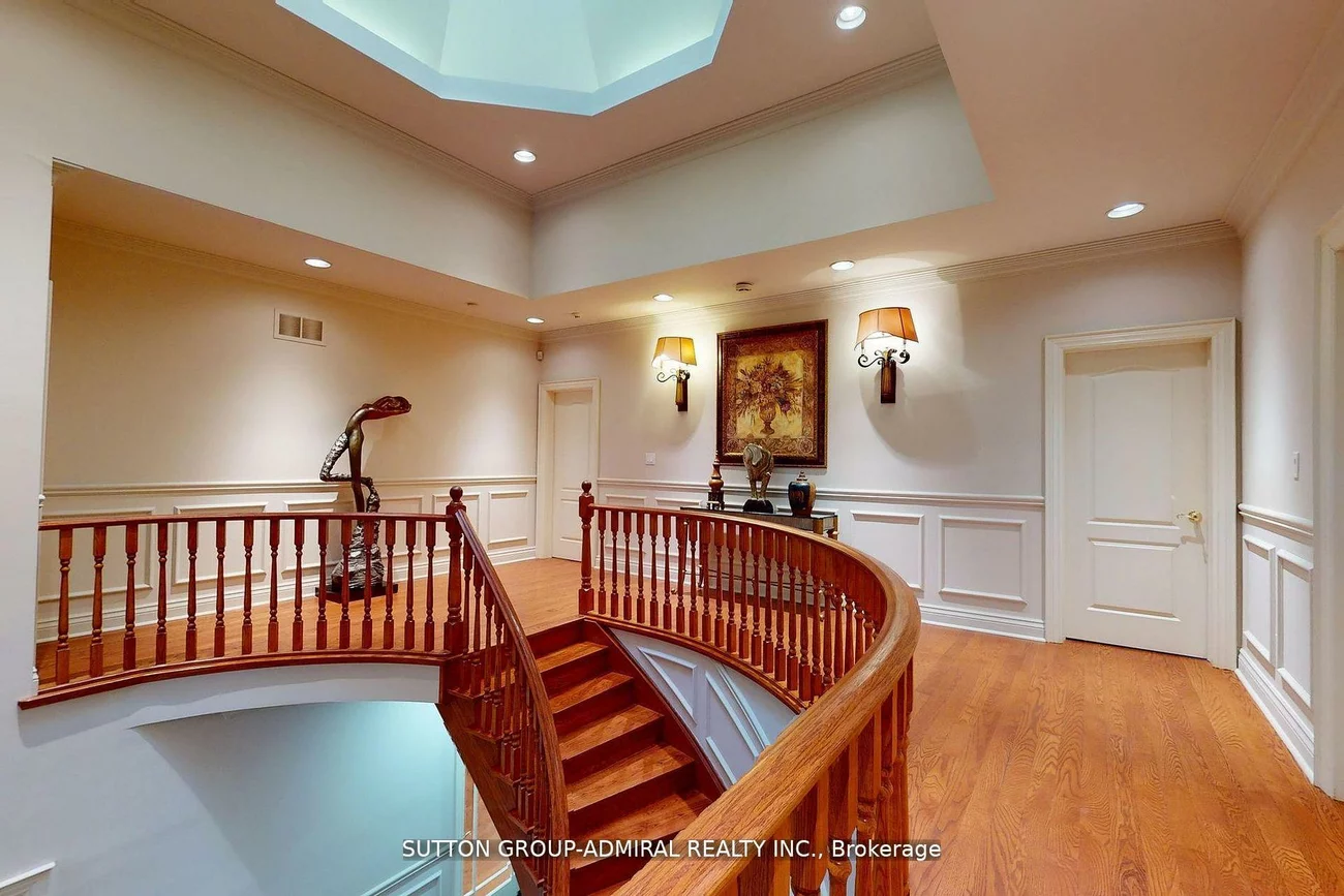 220, King High, Beverley Glen, Vaughan