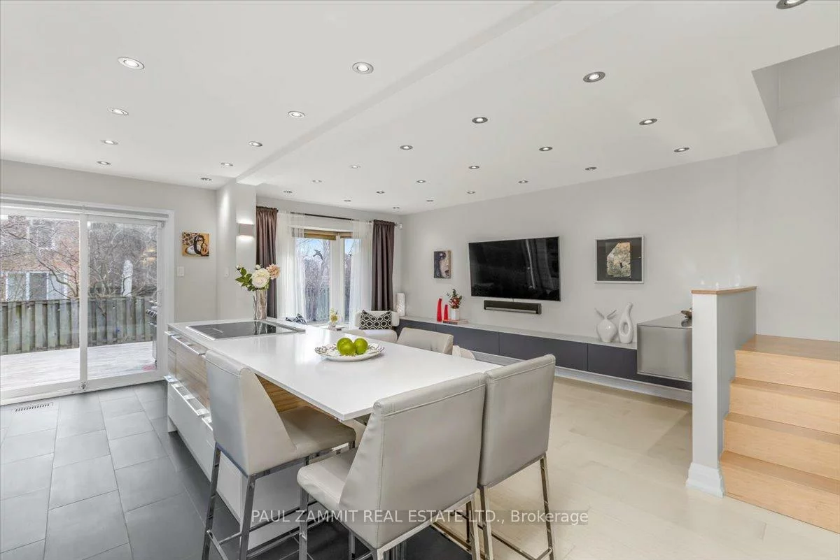 57, Glenmanor, Crestwood-Springfarm-Yorkhill, Vaughan
