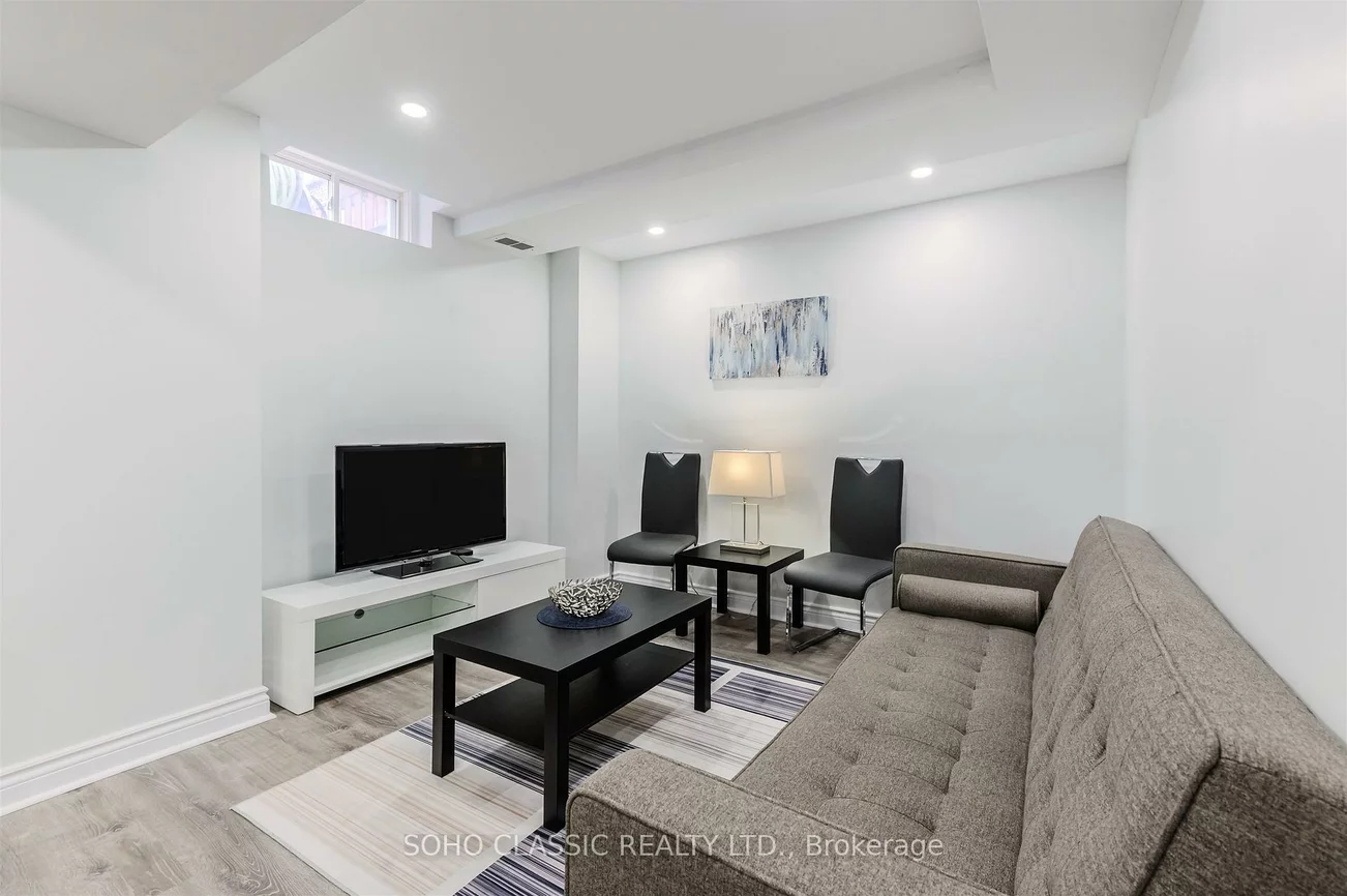 67, Dybal, Vellore Village, Vaughan