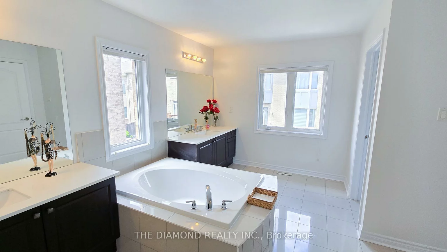 114, Chatfield, West Woodbridge, Vaughan