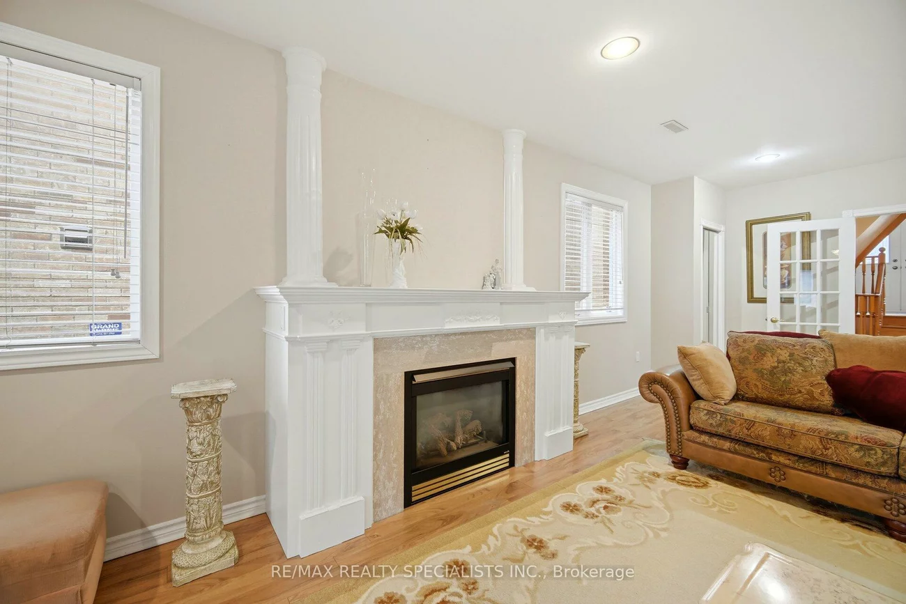 223, Sonoma, Sonoma Heights, Vaughan