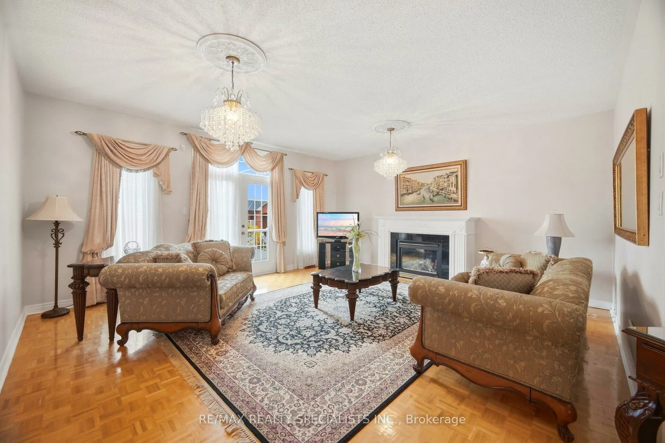 223, Sonoma, Sonoma Heights, Vaughan
