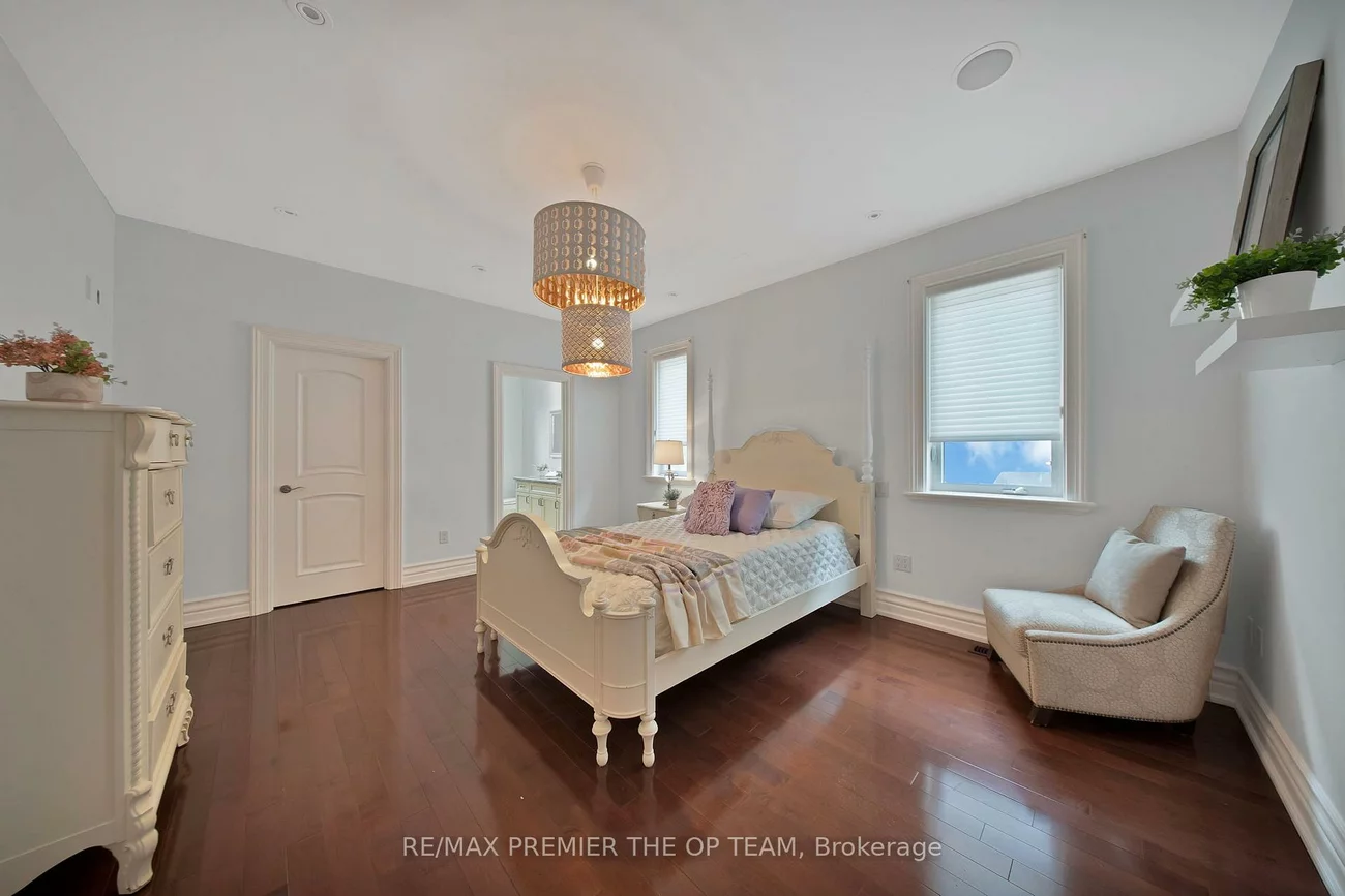 62, Autumn Grove, Kleinburg, Vaughan