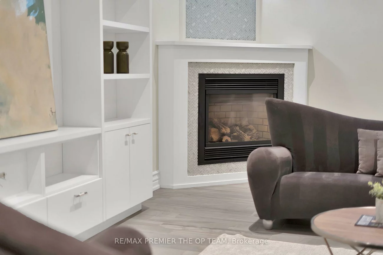 62, Autumn Grove, Kleinburg, Vaughan