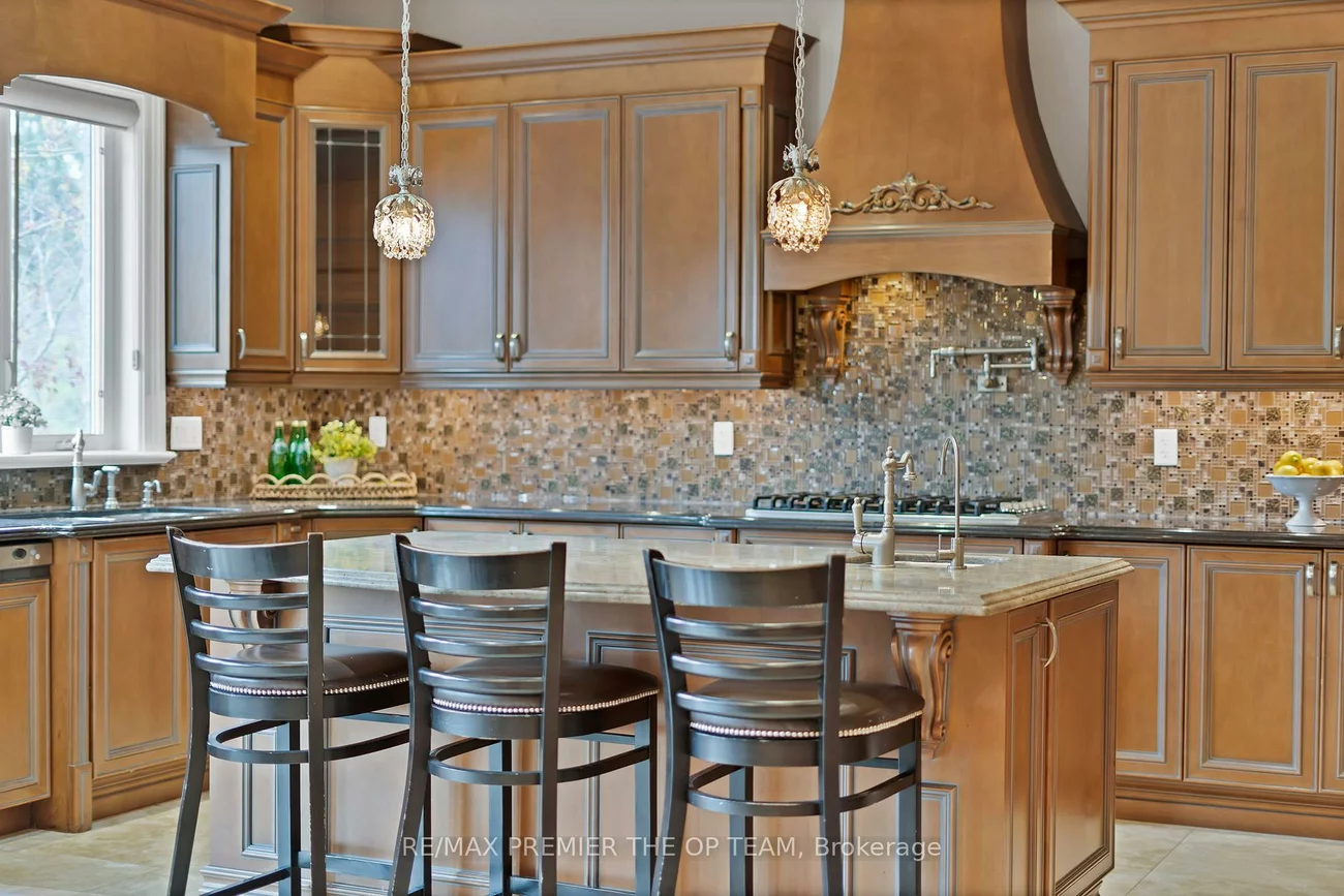 62, Autumn Grove, Kleinburg, Vaughan