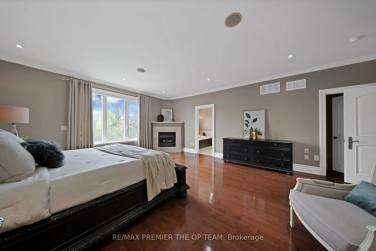 62, Autumn Grove, Kleinburg, Vaughan