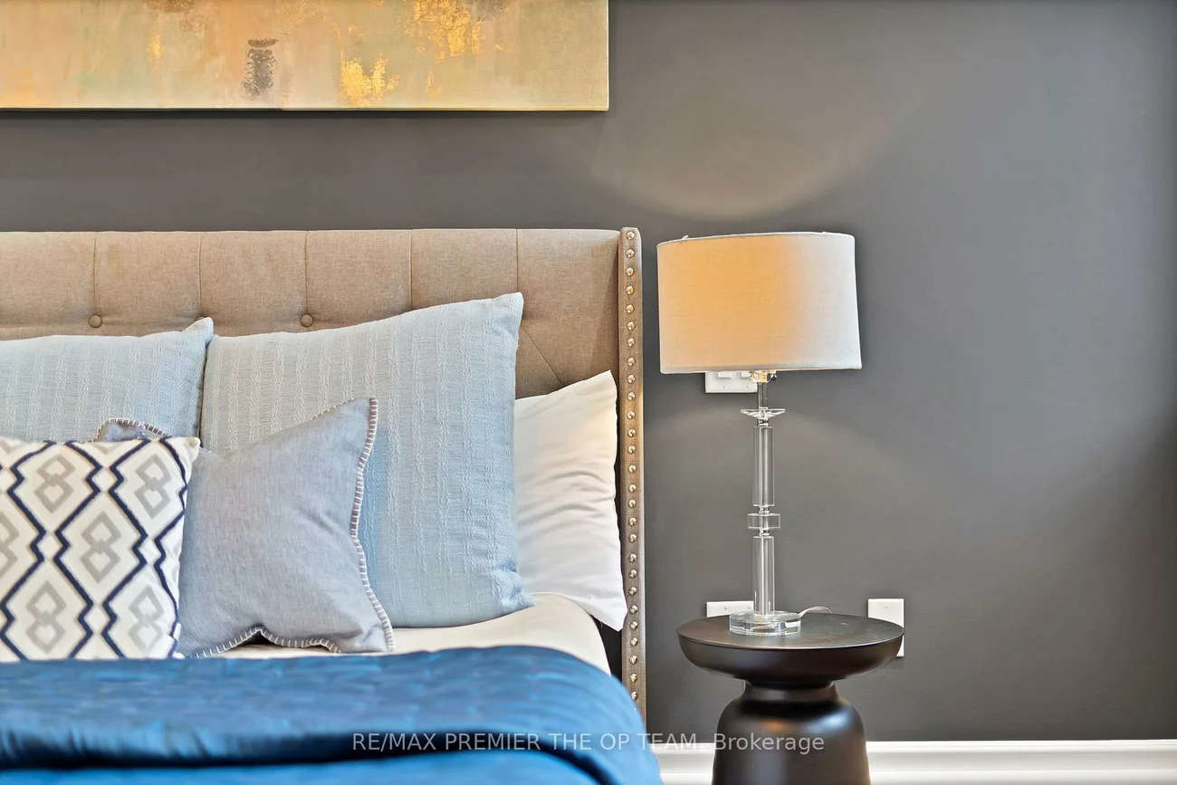 62, Autumn Grove, Kleinburg, Vaughan