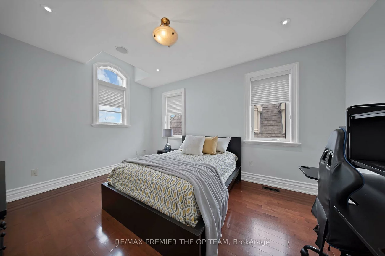 62, Autumn Grove, Kleinburg, Vaughan