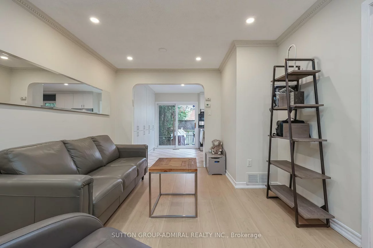 122, Rejane, Crestwood-Springfarm-Yorkhill, Vaughan