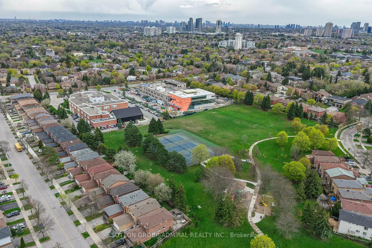 122, Rejane, Crestwood-Springfarm-Yorkhill, Vaughan