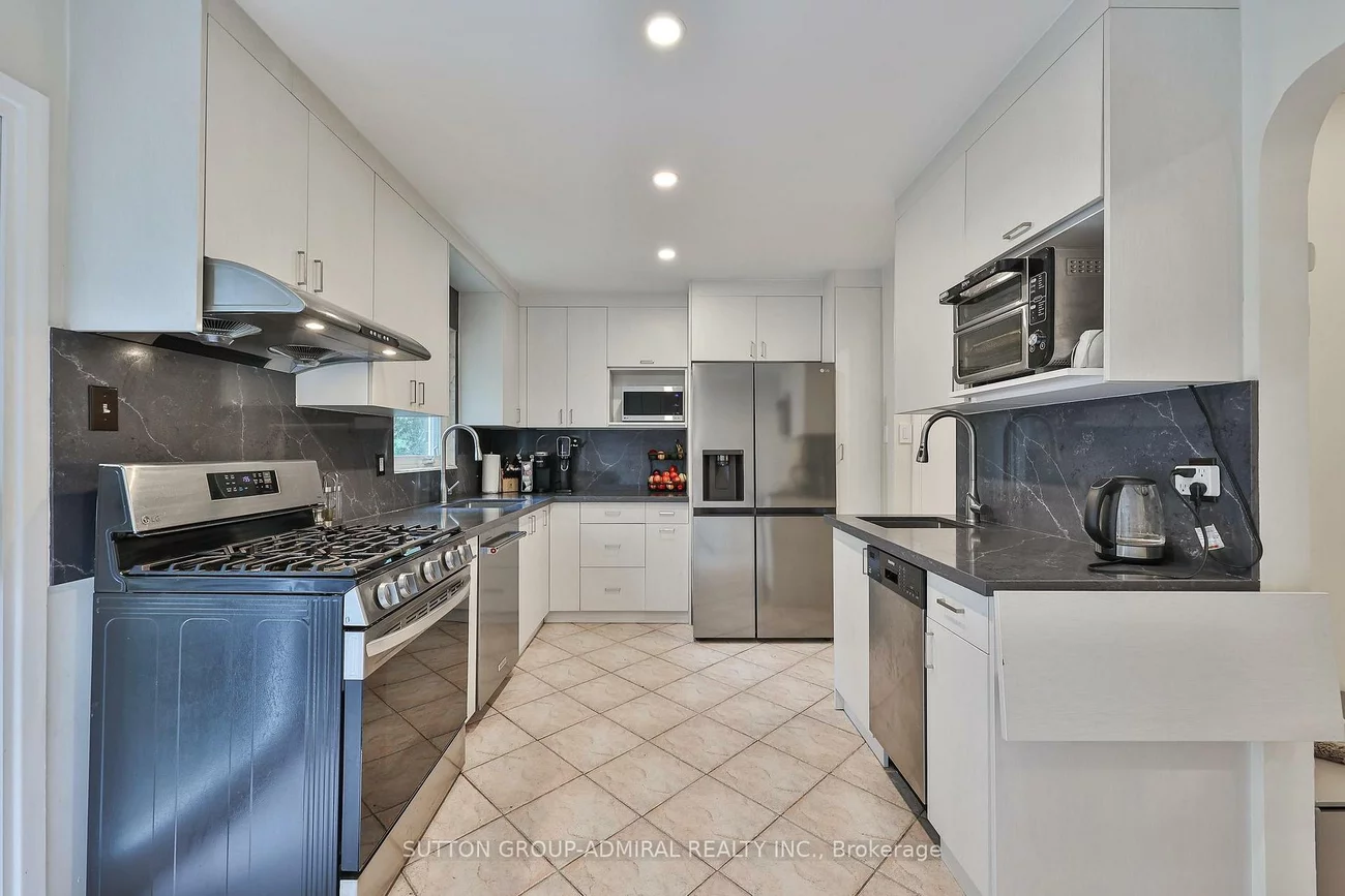 122, Rejane, Crestwood-Springfarm-Yorkhill, Vaughan
