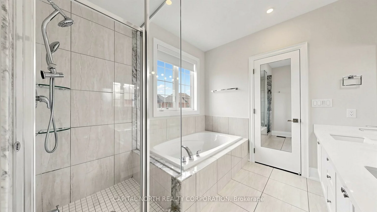 170, Moody, Kleinburg, Vaughan