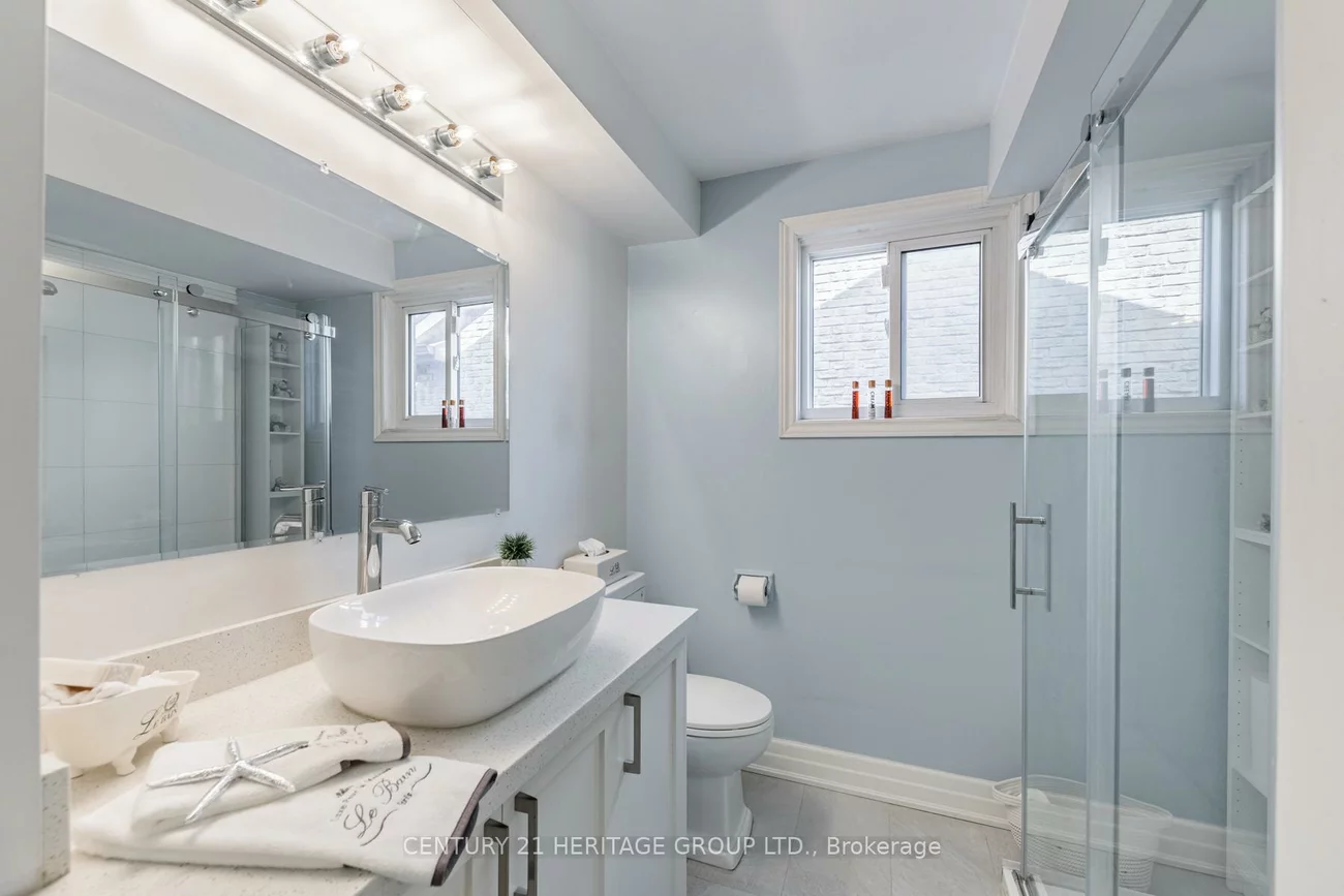 36, Hallmark, Crestwood-Springfarm-Yorkhill, Vaughan