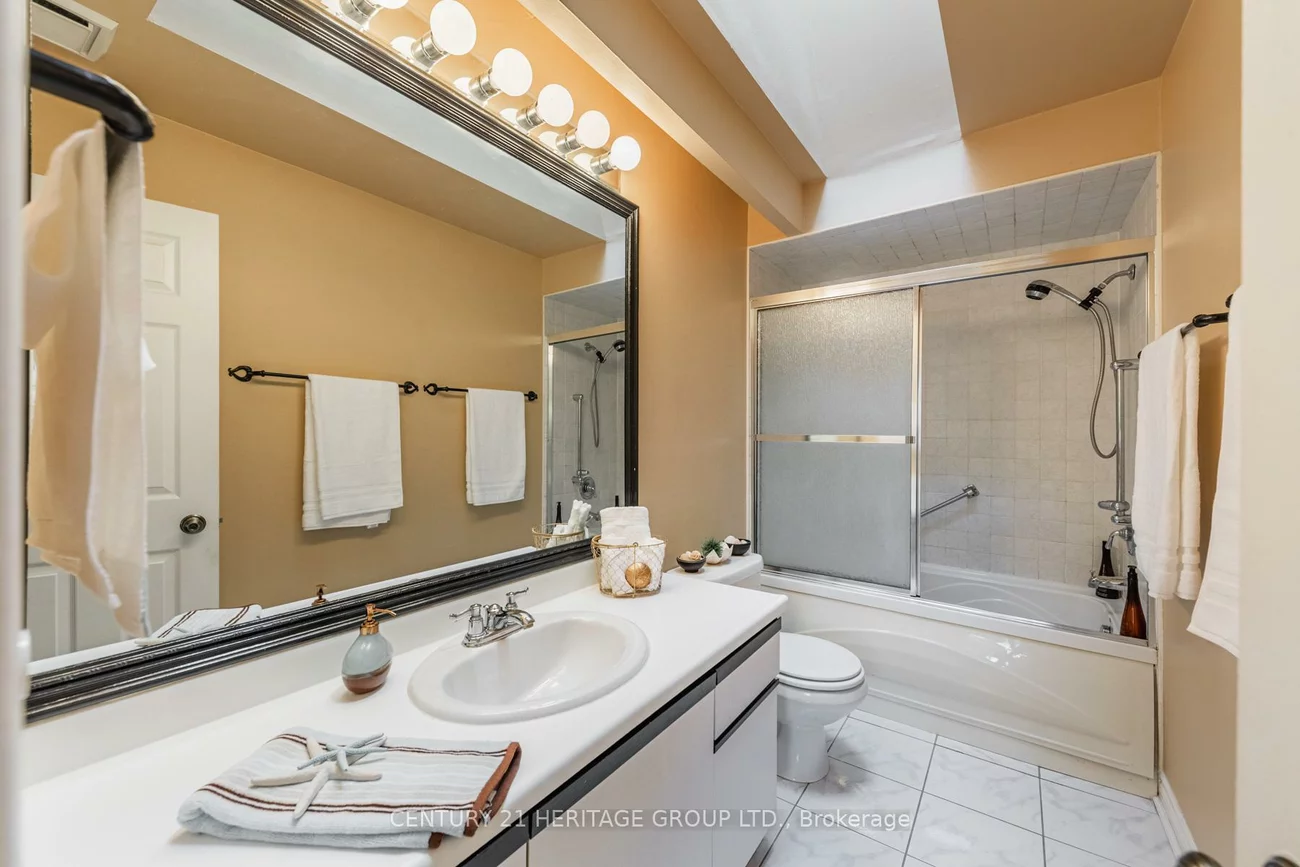 36, Hallmark, Crestwood-Springfarm-Yorkhill, Vaughan