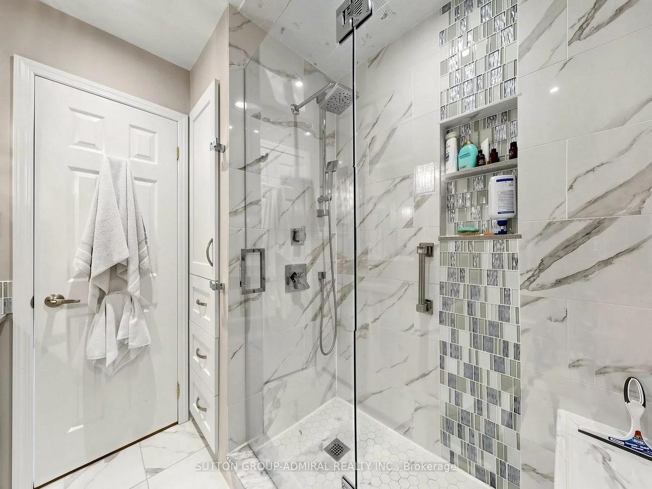 20, Esther, Crestwood-Springfarm-Yorkhill, Vaughan