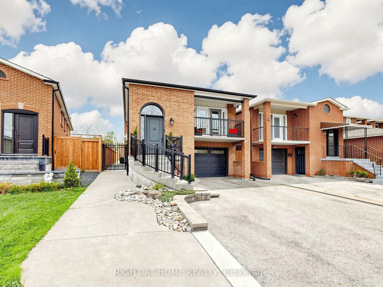 59, Terra, East Woodbridge, Vaughan