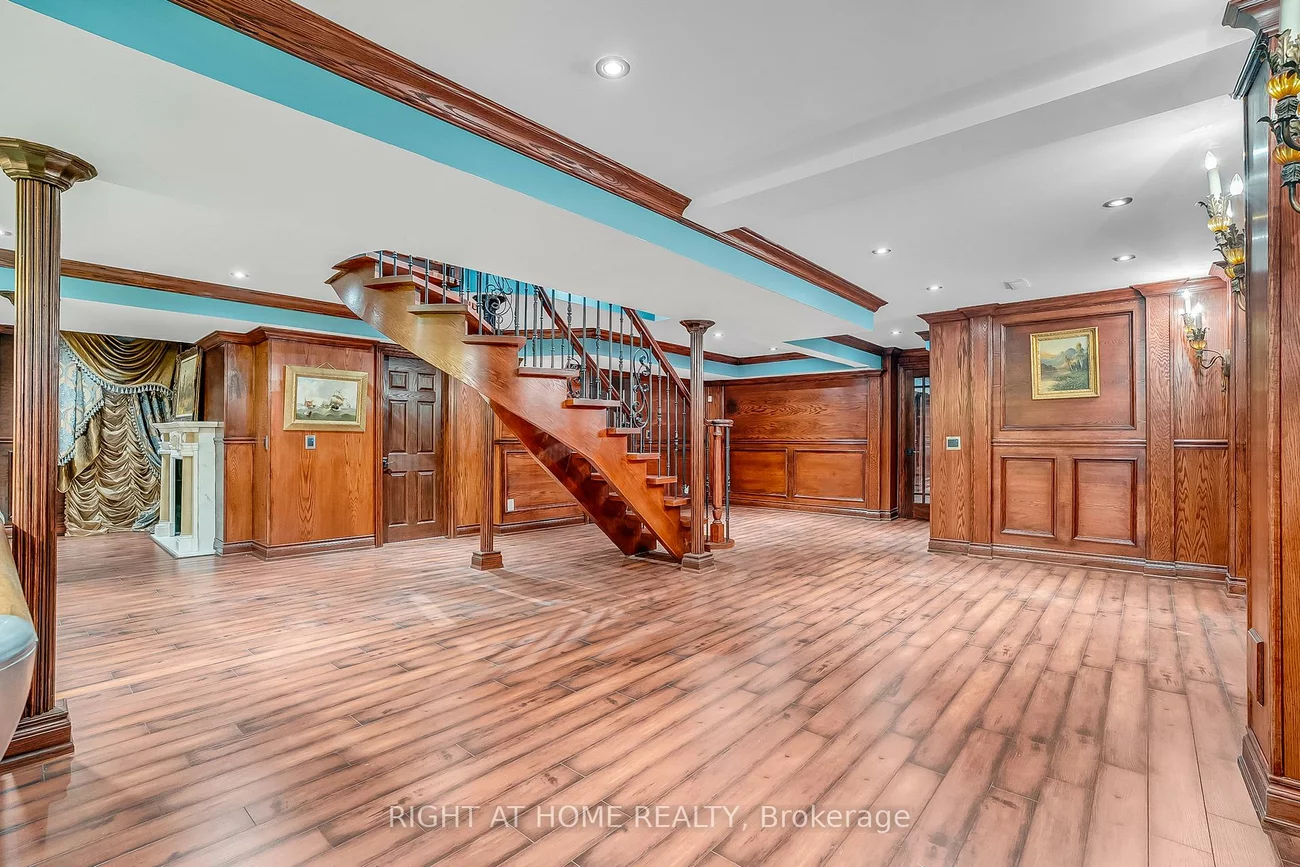 71, Ventura, Beverley Glen, Vaughan