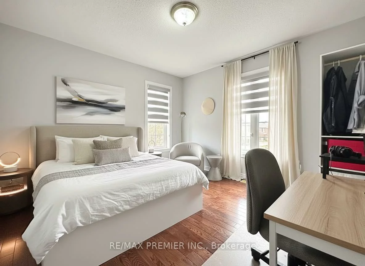 129, Ledge Rock, Vellore Village, Vaughan