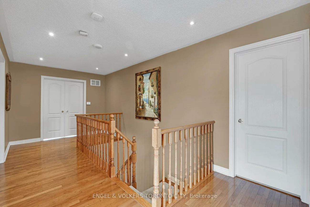 342, Sunset, Sonoma Heights, Vaughan