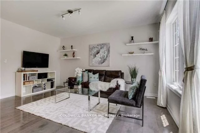 310, Barons, Kleinburg, Vaughan