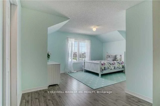 310, Barons, Kleinburg, Vaughan