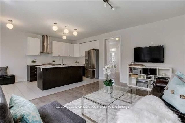 310, Barons, Kleinburg, Vaughan