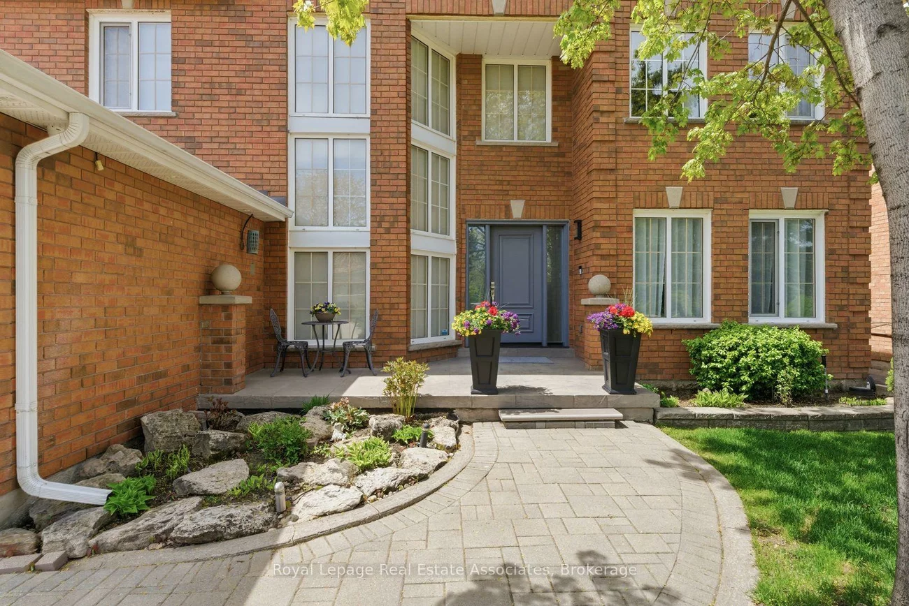 160, Fifth, East Woodbridge, Vaughan