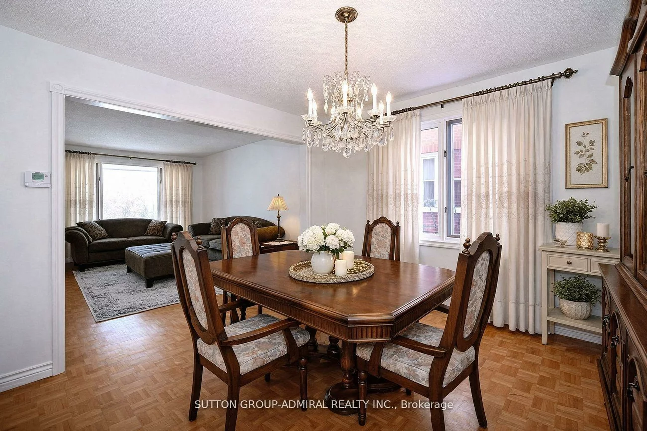 45, Royal Garden, East Woodbridge, Vaughan