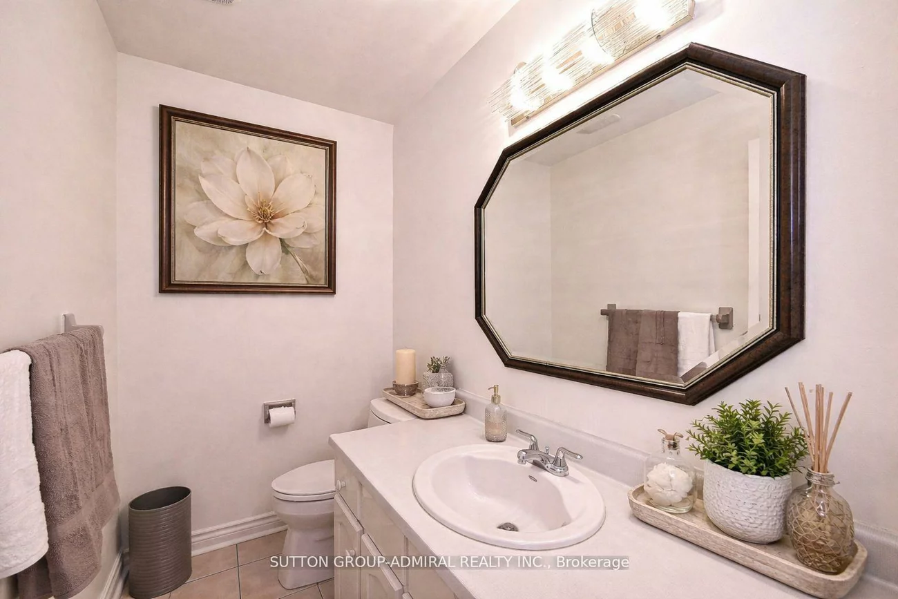 45, Royal Garden, East Woodbridge, Vaughan