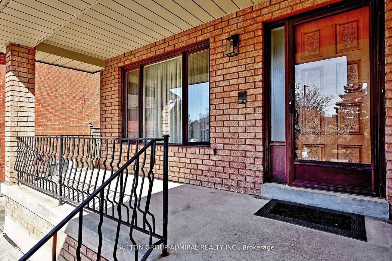 45, Royal Garden, East Woodbridge, Vaughan
