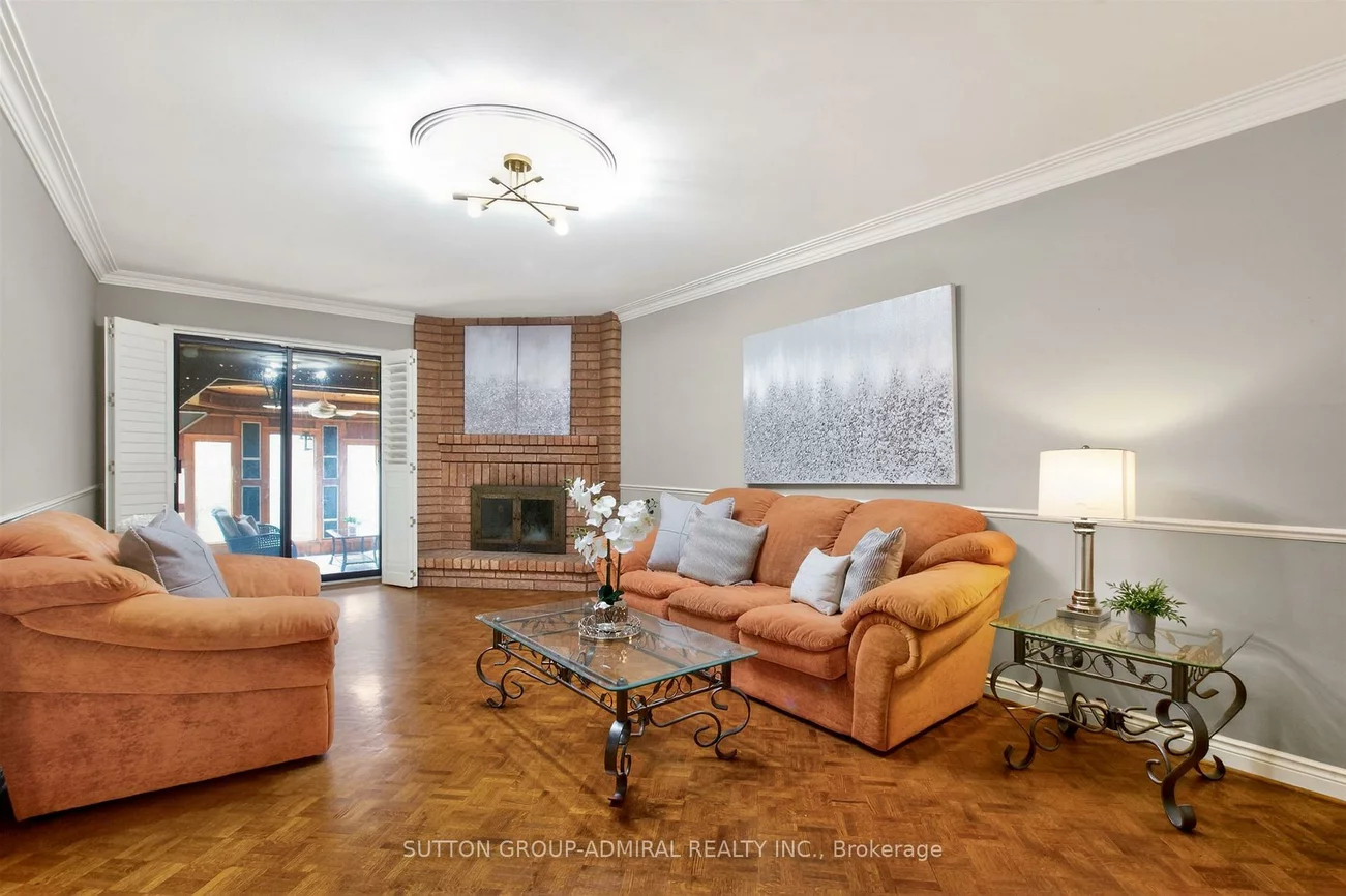 33, Triton, West Woodbridge, Vaughan