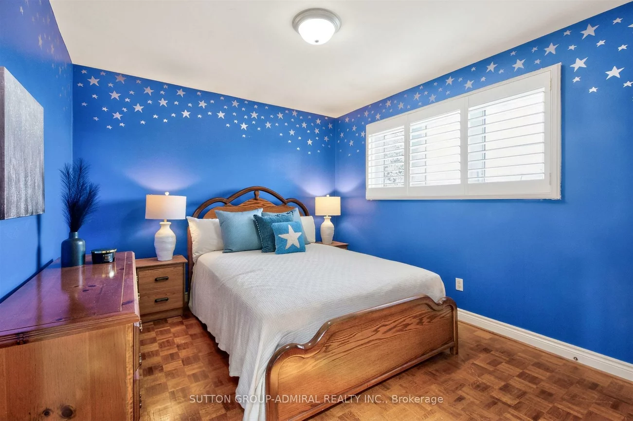 33, Triton, West Woodbridge, Vaughan