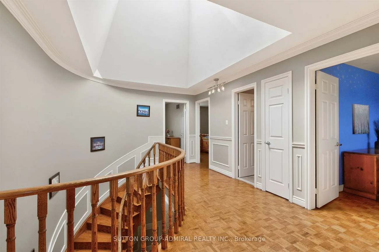 33, Triton, West Woodbridge, Vaughan