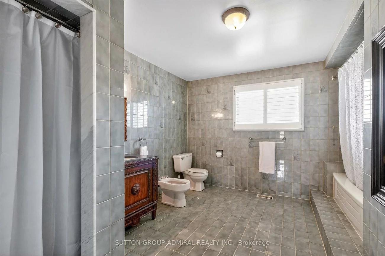 33, Triton, West Woodbridge, Vaughan