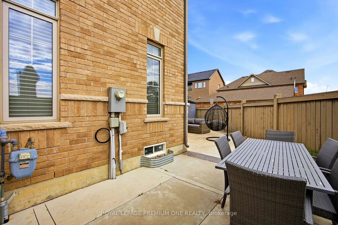 184, Kincardine, Kleinburg, Vaughan