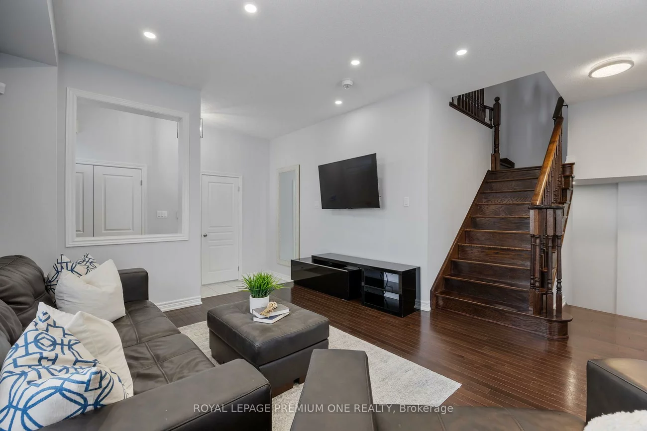 184, Kincardine, Kleinburg, Vaughan