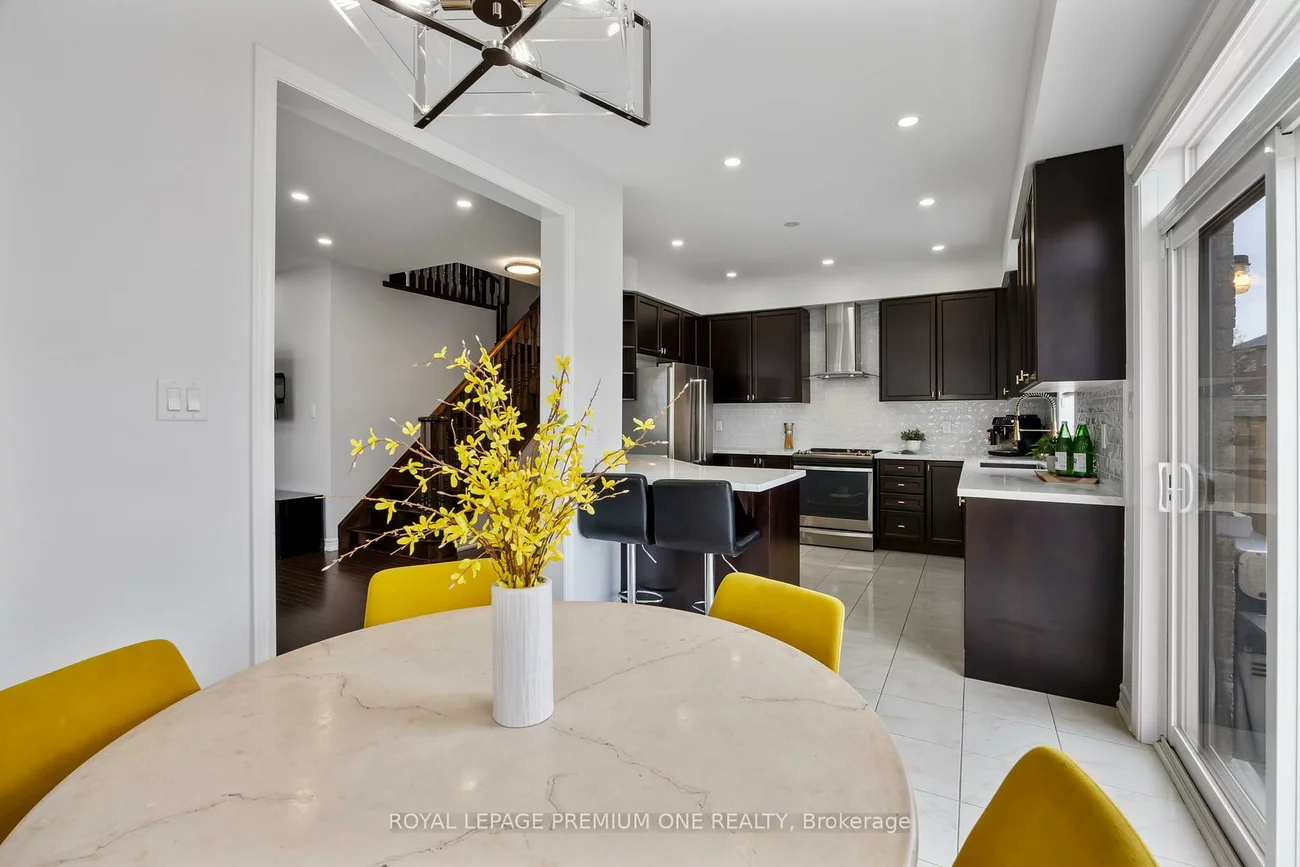 184, Kincardine, Kleinburg, Vaughan