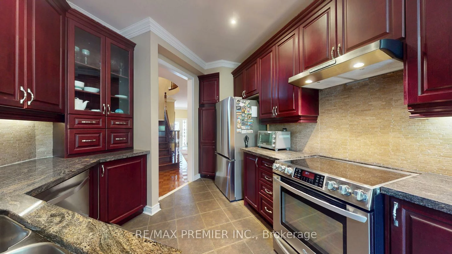 28, Osprey, Vellore Village, Vaughan