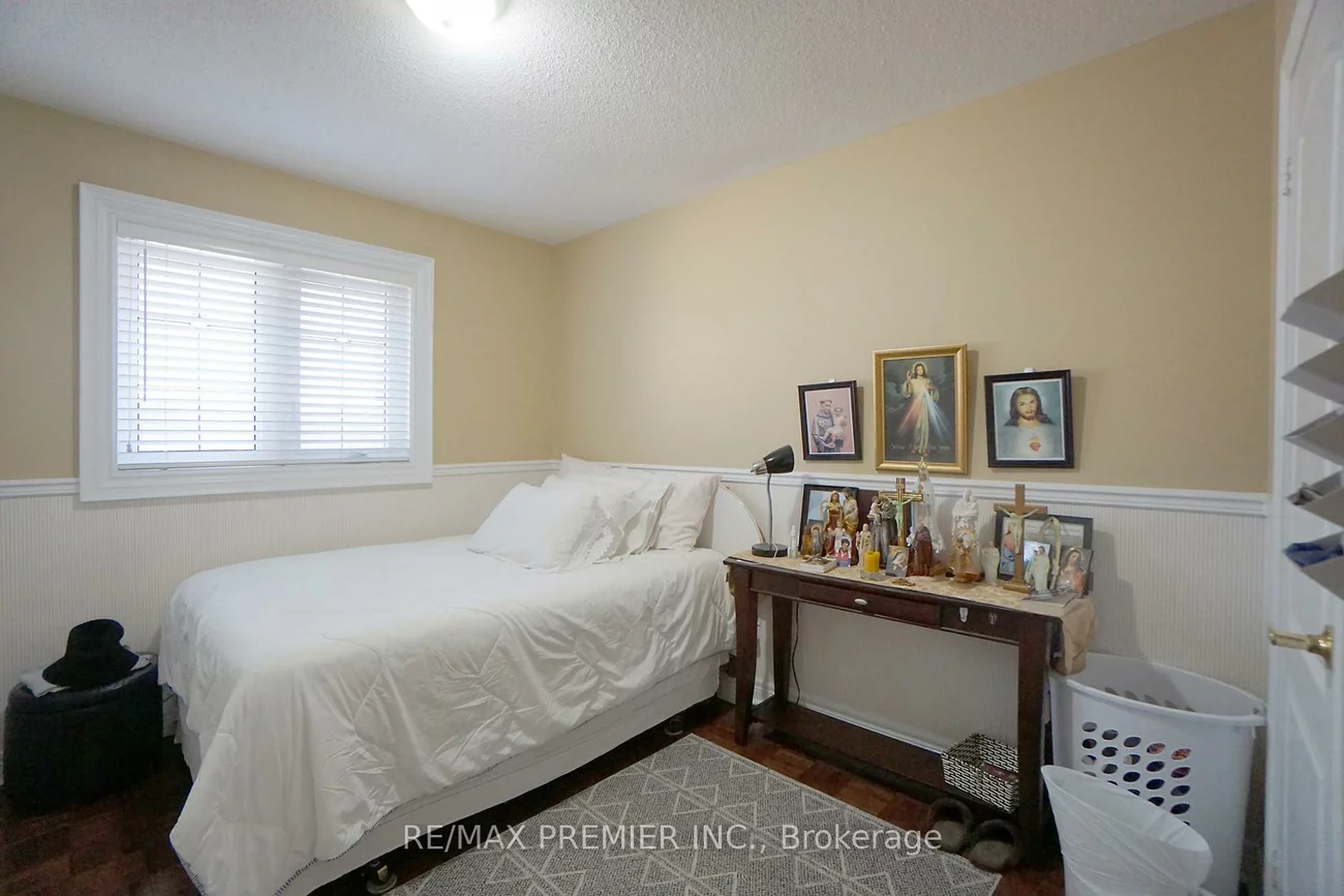 28, Osprey, Vellore Village, Vaughan
