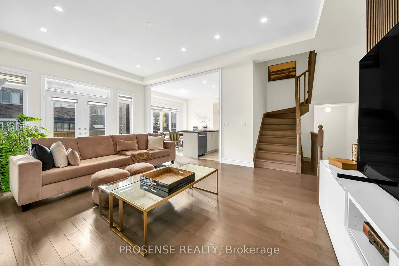 52, Chandos, Kleinburg, Vaughan